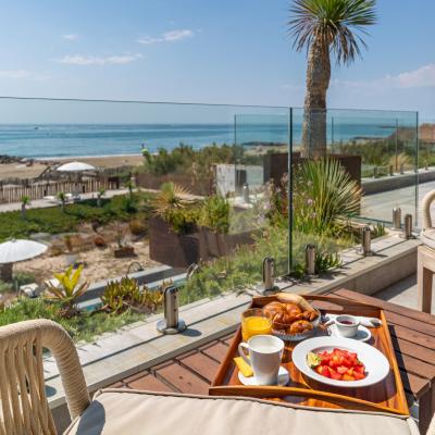 La chambre Miramar #1 et sa terrasse vue mer - Villa Miramar Maison d'hôtes Luxe Méditerranée Frontignan Sète Bassin de Thau 