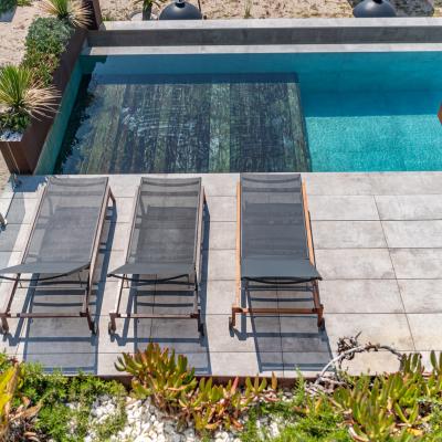 La chambre Miramar #2 et sa terrasse vue mer - Villa Miramar Maison d'hôtes Luxe Méditerranée Frontignan Sète Bassin de Thau 
