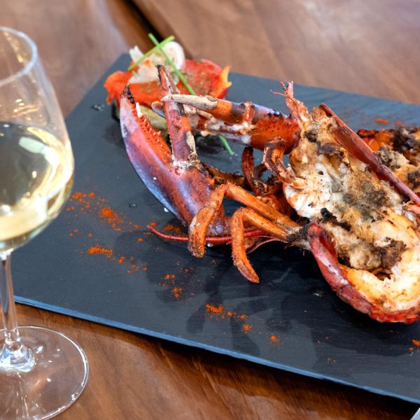 Réservation Table privée repas gastronomique sur la plage face à la mer à Frontignan proche de Sète